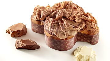 La colomba "I Tre Cioccolati Gianduia" di Sal De Riso, la novità della prossima Pasqua /foto