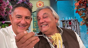 Un dolce omaggio per il compleanno della piccola Anastasia: Crostata Fichi e Nocciole a "È Sempre Mezzogiorno Rai"