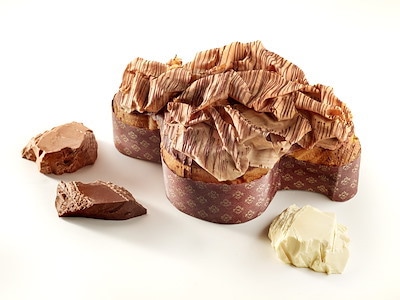La colomba "I Tre Cioccolati Gianduia" di Sal De Riso, la novità della prossima Pasqua /foto