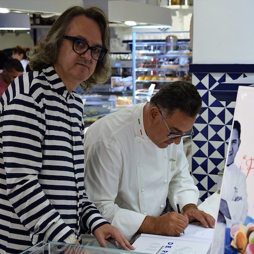 Gigi Marzullo ospite della nostra Pasticceria durante il suo soggiorno a Minori