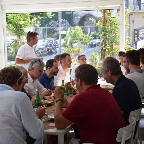 L'amore per le cose buone e genuine: il nostro gelato apprezzato dagli equipaggi francesi in Fiat 500