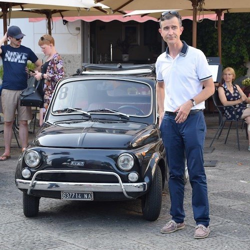 L'amore per le cose buone e genuine: il nostro gelato apprezzato dagli equipaggi francesi in Fiat 500