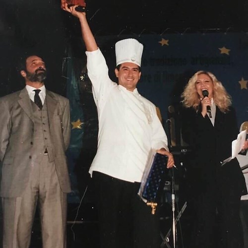 La vittoria a Sorrento nel 1998 per il babà "più buono e più lungo al mondo" 