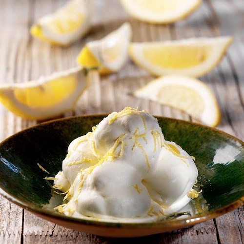 Profiteroles al limone di Amalfi/Ricetta e video de la Prova del Cuoco
